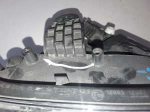 Dacia Sandero (2012–2021) Headlight 260107737R - 2