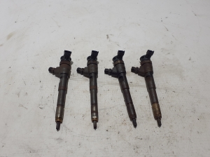   Injecteur de carburant  - 8201108033 