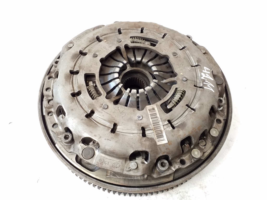 BMW X1 E84 (2009-2015) Clutch Kit 7638349,21217638349,21208638897,8638897,21207633683,7633683 25822279