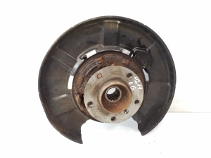   Rear wheel hub  - 6788050 