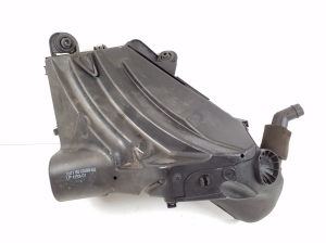 BMW X1 E84 (2009–2015) Air filter housing 8512599 - 2