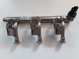   High-pressure fuel rail and its parts  - 0261555136 