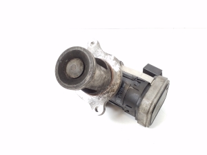  EGR valve 