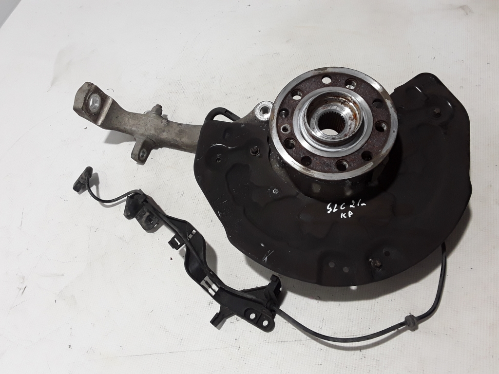 MERCEDES-BENZ GLC X253 (2015-2024) Front Left Wheel Hub A2533320101 25770309