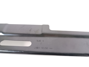 Land Rover Defender II (2019–2026) Halter Kotflügel vorne L8B216150AA - 2