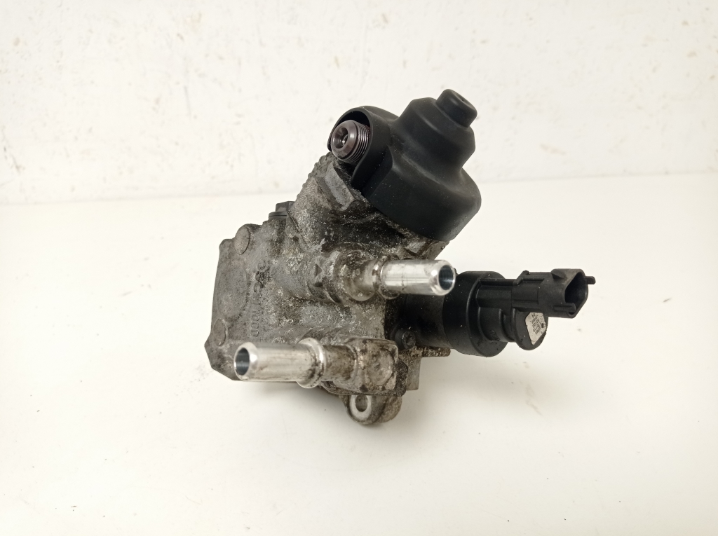 KIA Sportage 3 generation (2010-2015) Fuel system 331002F000, 0445010511, 338002F300 25745309