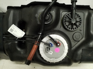 TOYOTA Land Cruiser 150 (2009–2026) Kütusepaak 77111-35410 - 2