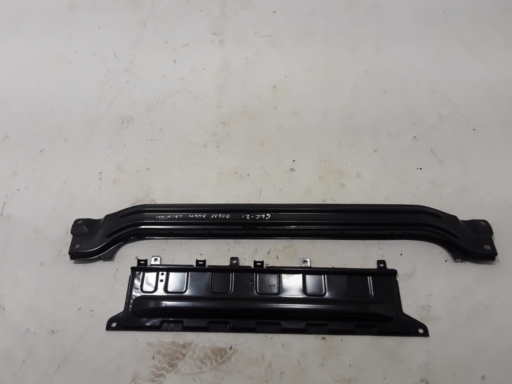 Mercedes Benz GLC-Class 253 (2015–2019) Other bracket A2533430500 Mercedes Benz GLC-Class 253 (2015–2019) Other bracket A2533430500
