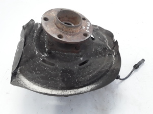 BMW 5 SERIES F10 (2010–2017) Tagumine rumm 33326793769 - 3
