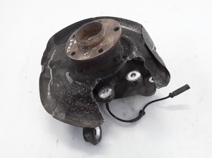 BMW 5 SERIES F10 (2010–2017) Tagumine rumm 33326793769 - 4