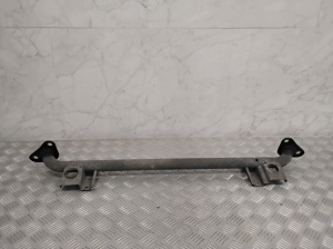 The middle part of the front frame