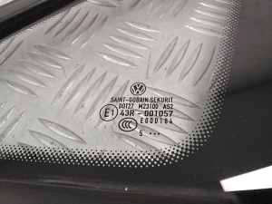 Volkswagen Caddy III (2004–2015) Front body quarter glass - 2