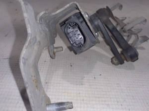 Mercedes Benz GLC-Class 253 (2015–2019) Sensor an der Hinterradnabe A0009053704 - 2