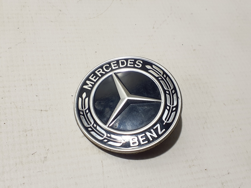 MERCEDES-BENZ GLC X253 (2015-2024) Bonnet Badge A0008172605 25758681