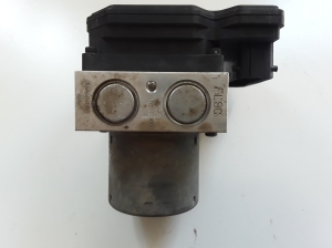 Kia Rio (2011–2017) ABS unit 58920-1W770 - 3