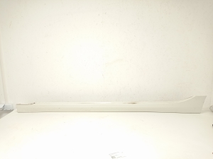 Exterior sill trim - 7461381