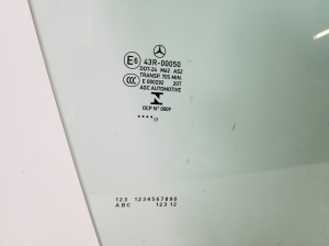 Mercedes Benz CLA-Class W117 (2013–2019) Fenster Scheibe Tür vorne - 2