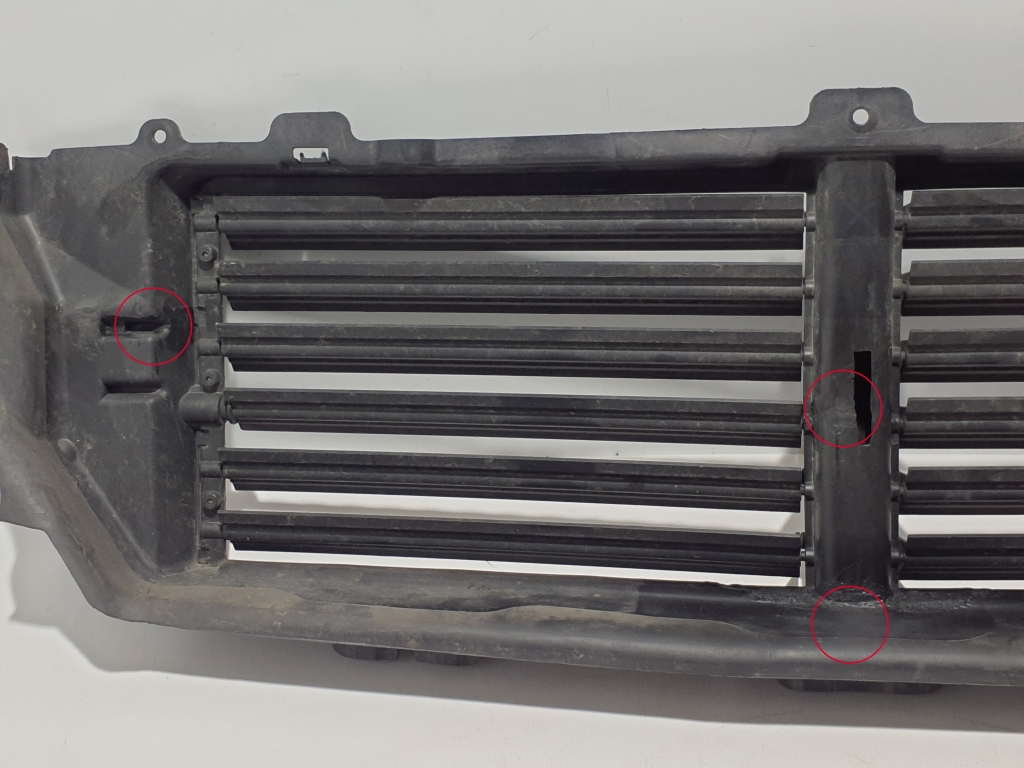 VOLVO XC90 2 generation (2014-2024) Radiator air diverter