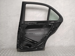  Rear side doors 