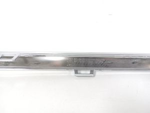 Mercedes Benz GLS 167 (2019–2026) Chromleiste für die Frontstoßstange A1678850406 - 3