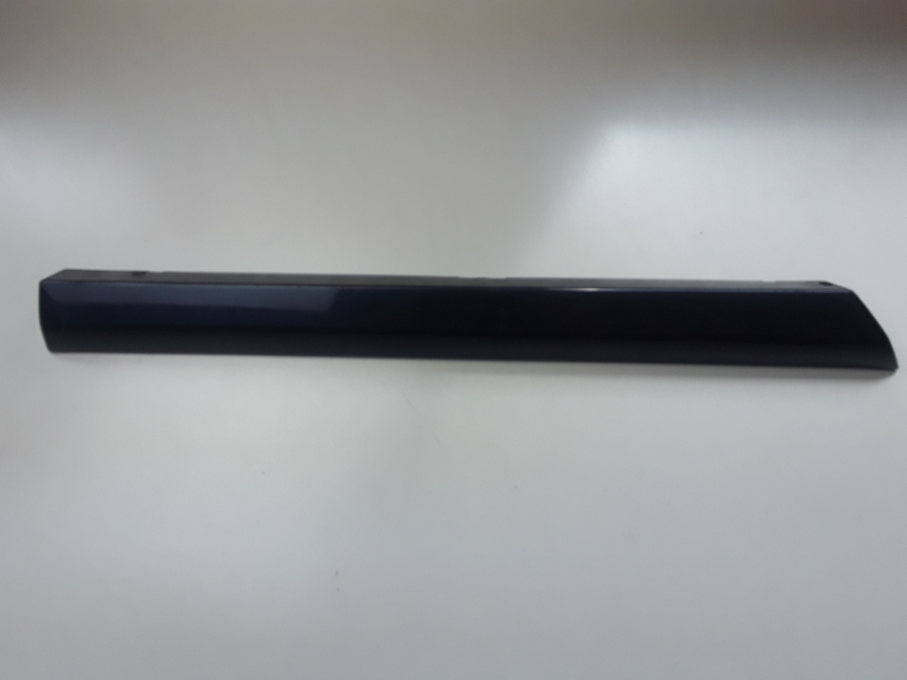 VOLVO V70 3 generation (2007-2020) Right Side Sliding Door Molding 30664188 25798445