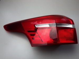   Rear corner lamp and its details 