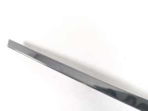 Mercedes Benz ML-Class 166 (2011–2015) Chromleiste für den Kühlergrill A1668881485 - 2