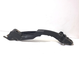  Front bumper bracket 