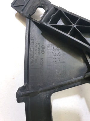 Hyundai i40 (2011–2026) Rear bumper bracket 866153Z300 - 2