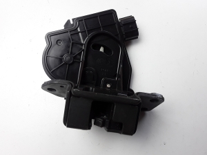 TOYOTA Urban Cruiser (2009–2017) Trunk lid lock 206811903 - 2