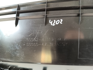 TOYOTA PRIUS Prime (2016–2022) Glove box 55550-47130 - 2