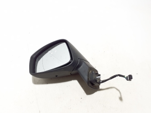  Side mirror and its details 