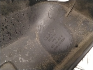 AUDI A6 C6 (2004–2011) Engine cover 06E103925A - 4