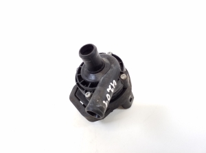 Mercedes Benz CLA-Class W118 (2019–2026) Tsirkulatsioonipump A2048350364 - 3