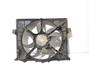 Mercedes Benz R-Class 251 (2006–2017) Interkūlera radiatora ventilators 6726010002 - 3