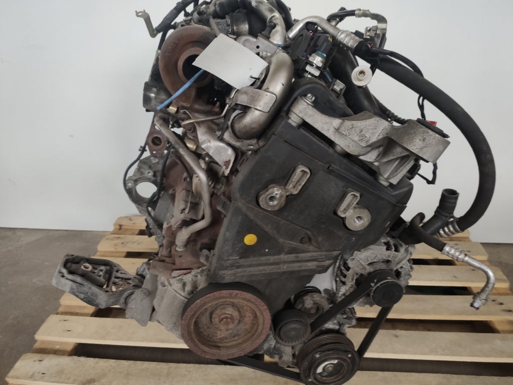 MERCEDES-BENZ A-Class W176 (2012-2018) Bare Engine 607951,A6070106800 25788745