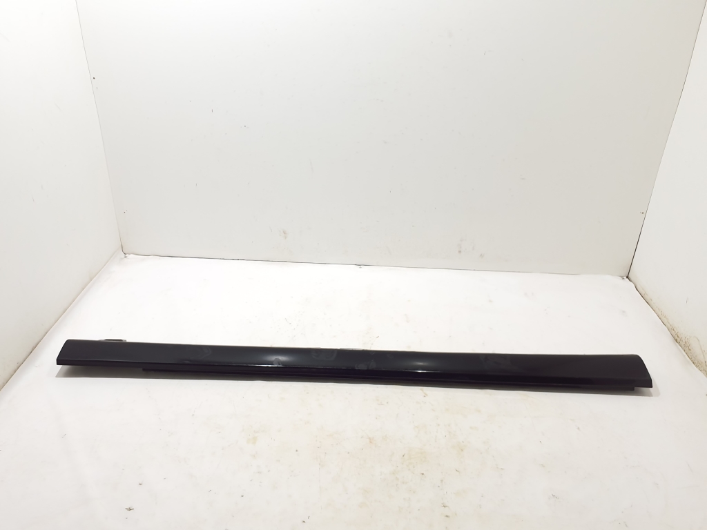 MERCEDES-BENZ E-Class W213/S213/C238/A238 (2016-2024) Right Side Plastic Sideskirt Cover A2136908404 25779681