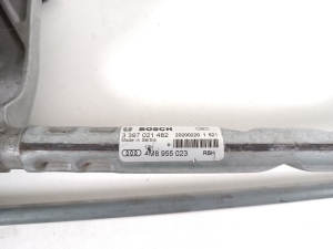 AUDI Q7 (2015–2026) Windshield wiper mechanism and its parts - 2