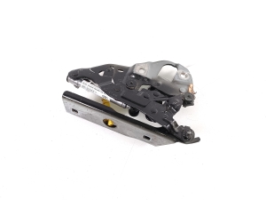 AUDI Q7 (2015–2026) Hood hinge 4M0823302B - 3