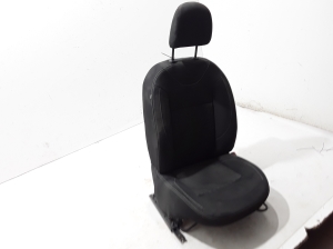 Dacia Logan II (2012–2026) Front seat and its parts - 2