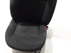 Dacia Logan II (2012–2026) Front seat and its parts - 3