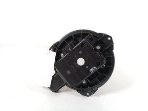 TOYOTA PRIUS Prime (2016–2022) Heater blower motor 87103-58080 - 2