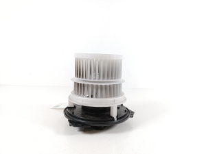 TOYOTA PRIUS Prime (2016–2022) Heater blower motor 87103-58080 - 3