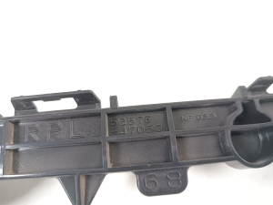 TOYOTA PRIUS Prime (2016–2022) Rear bumper bracket 52576-47050 - 3