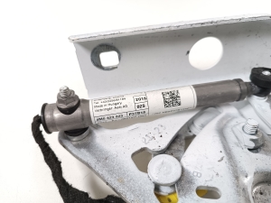 AUDI Q7 (2015–2026) Hood hinge 4M0823302B - 2