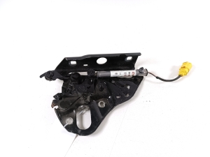 Hood hinge - 4M0823301B