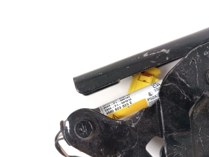AUDI Q7 (2015–2026) Hood hinge 4M0823301B - 3