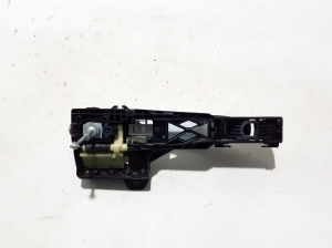 RENAULT Austral (2022–2026) Front door external opening handle and its details - 3