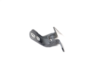 Front door top hinge - 68710-12151