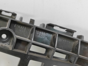 TOYOTA PRIUS Prime (2016–2022) Front bumper bracket 52116-47070 - 2